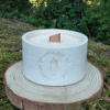 Bougie Bois d'Oud Quinn Crafts pot Jesmonite gravé fait avec âme